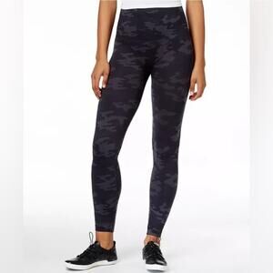 Spanx Look at Me Now High-Waisted Seamless Leggings Black camo small petite